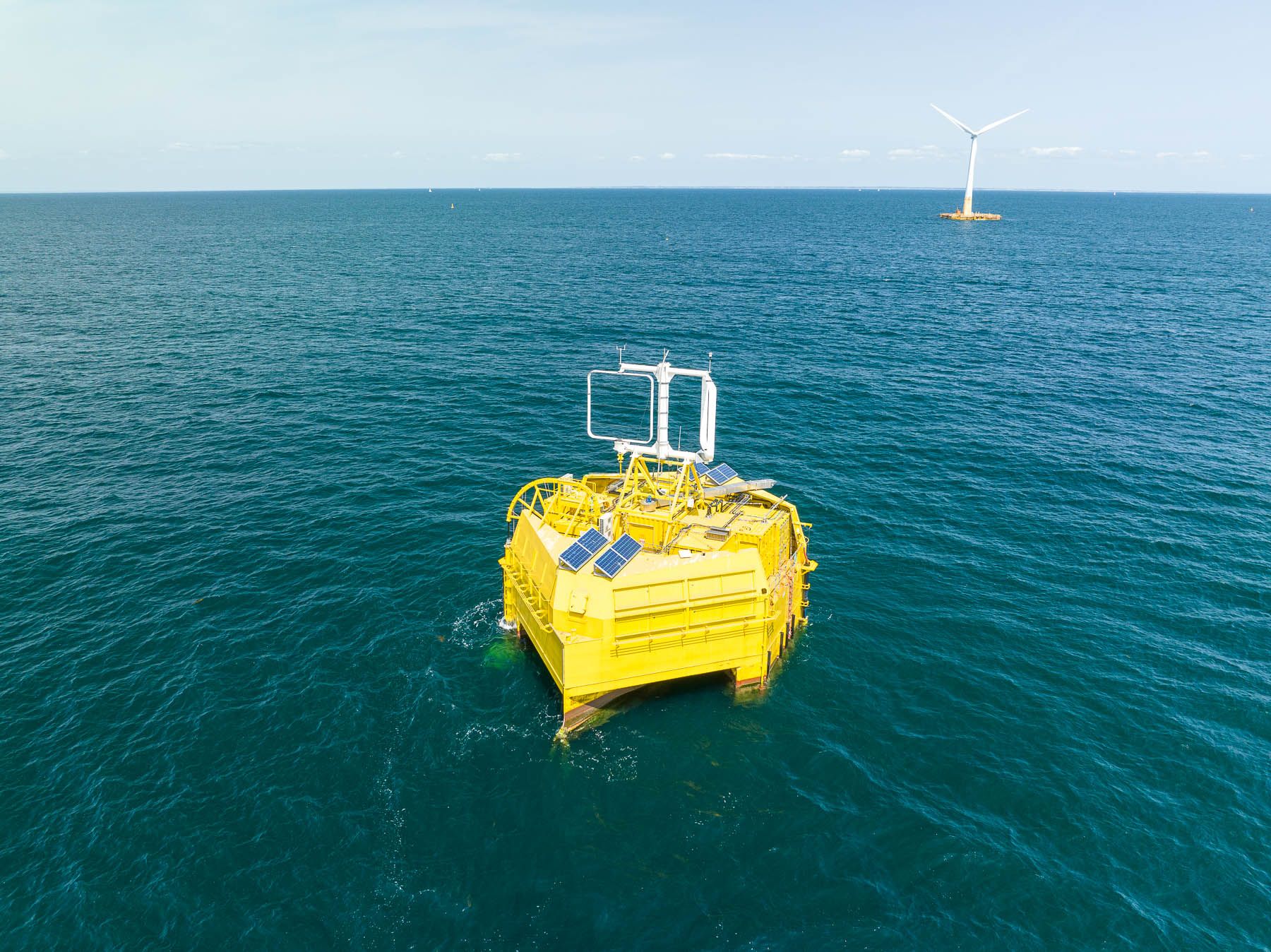 SeaLhyfe at the sea